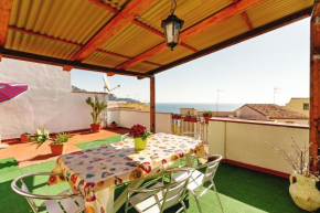 Seaview Terrace Sunny Apartment, Giardini Naxos